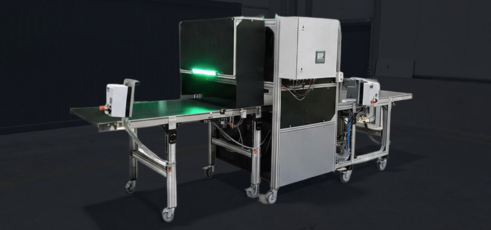 reverse.fashion’s automated sorting system utilizes image recognition and RFID technology to efficiently process discarded textiles reverse.fashion’s automated sorting system utilizes image recognition and RFID technology to efficiently process discarded textiles