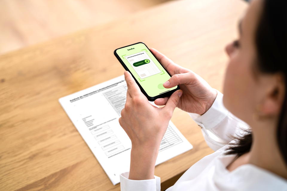 Taxfix app on the smartphone